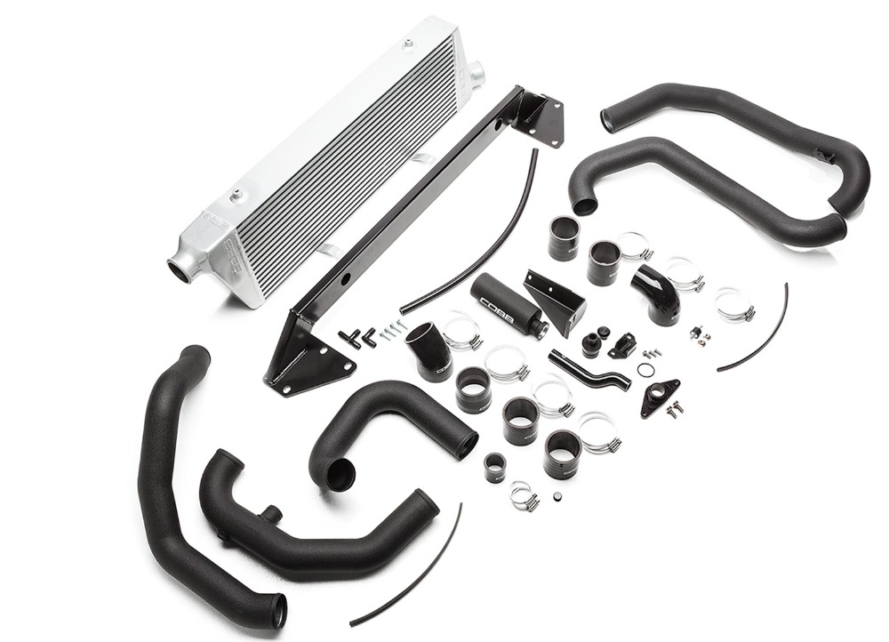 COBB Front mount intercooler kit (FMIC) stříbrný pro vůz