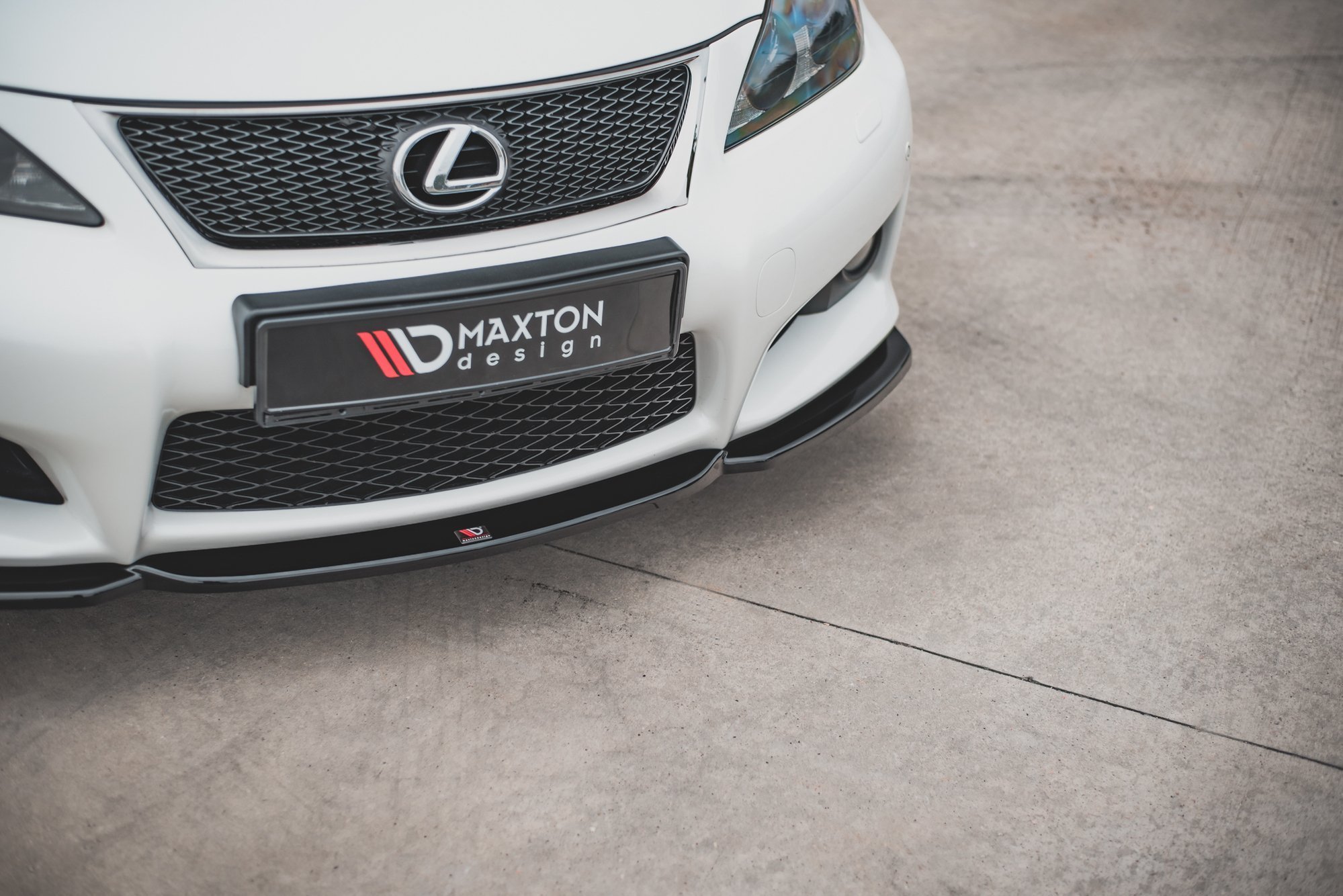 Maxton Design spoiler pod přední nárazník ver.2 pro Lexus