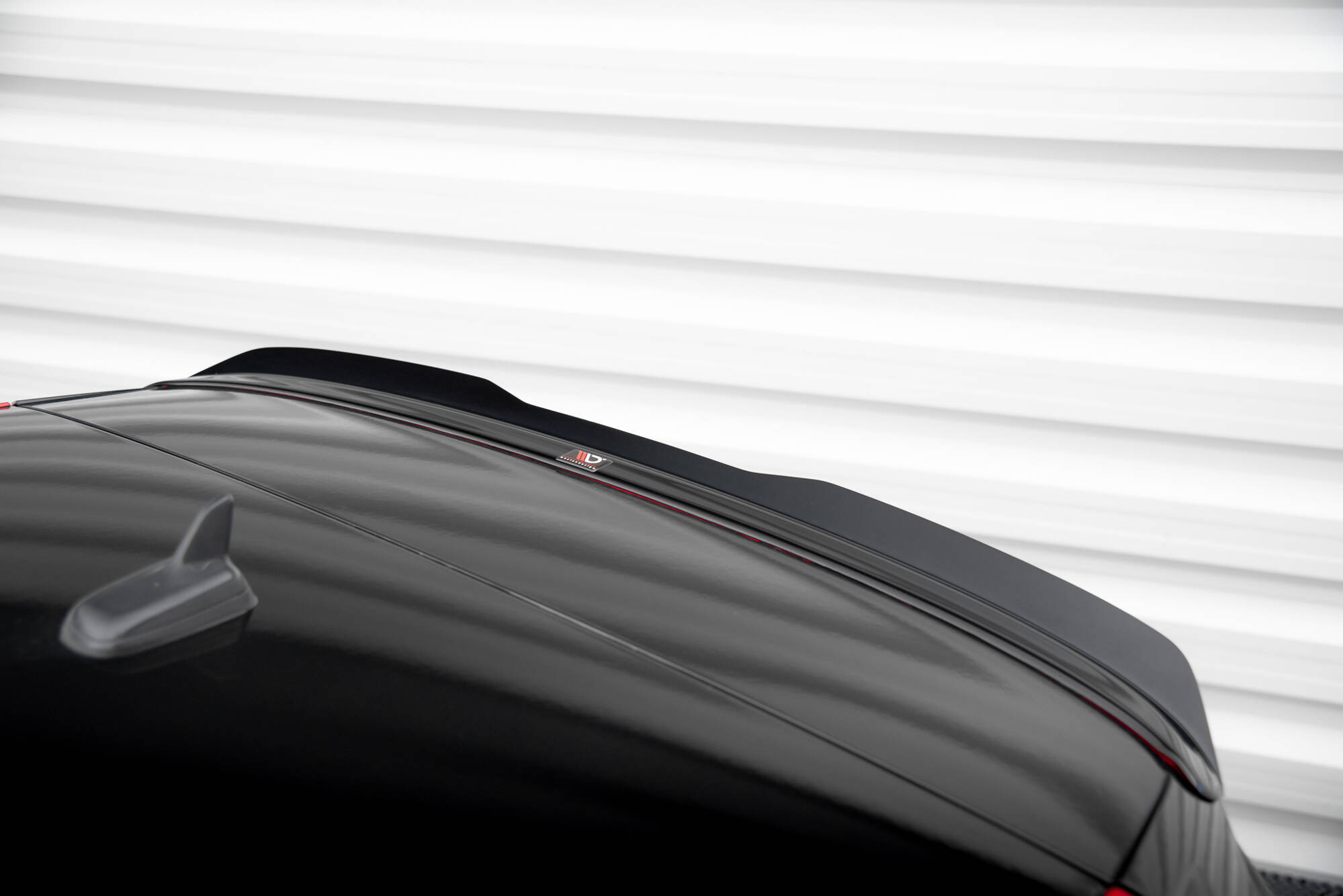 Fotografie Maxton Design prodloužení spoileru pro Volkswagen Golf GTI Mk7, černý lesklý plast ABS