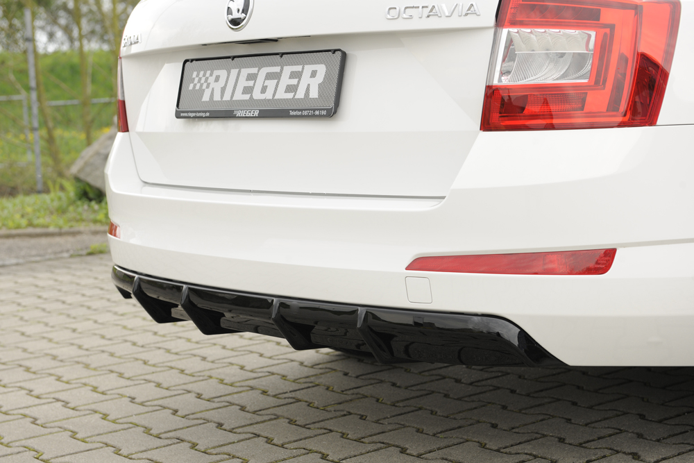 Rieger vložka zadního nárazníku pro Škoda Octavia 5E combi, sedan vč. faceliftu, plast ABS lakovaný do černé lesklé barvy, pro vozy bez parkovacího asistenta (PDC)